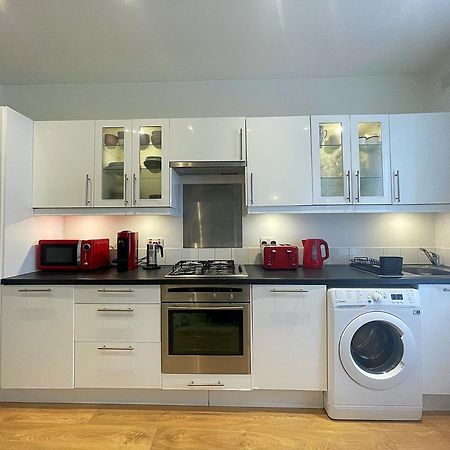 Queen Bedroom In Maida Vale Londra Dış mekan fotoğraf