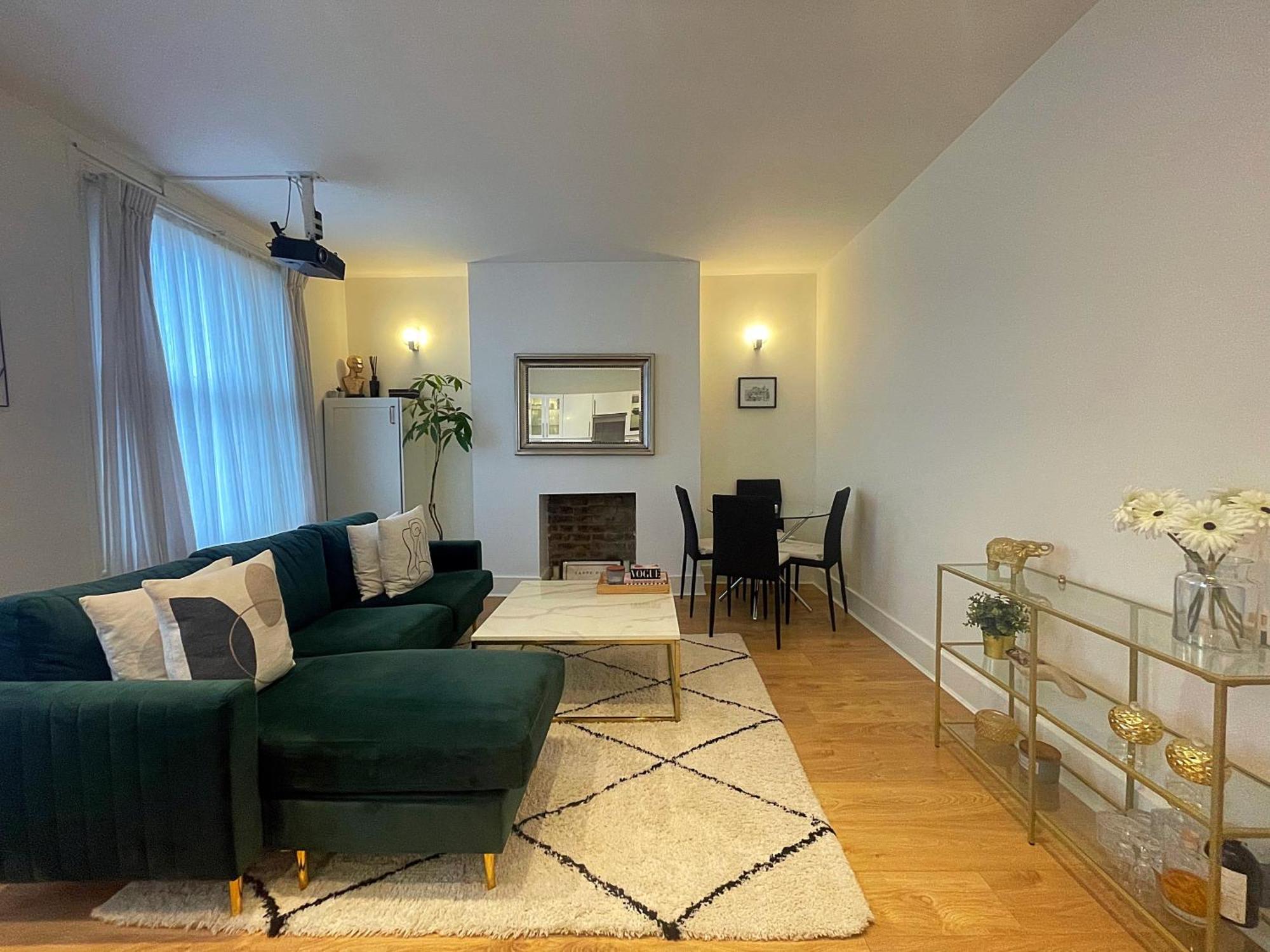Queen Bedroom In Maida Vale Londra Dış mekan fotoğraf