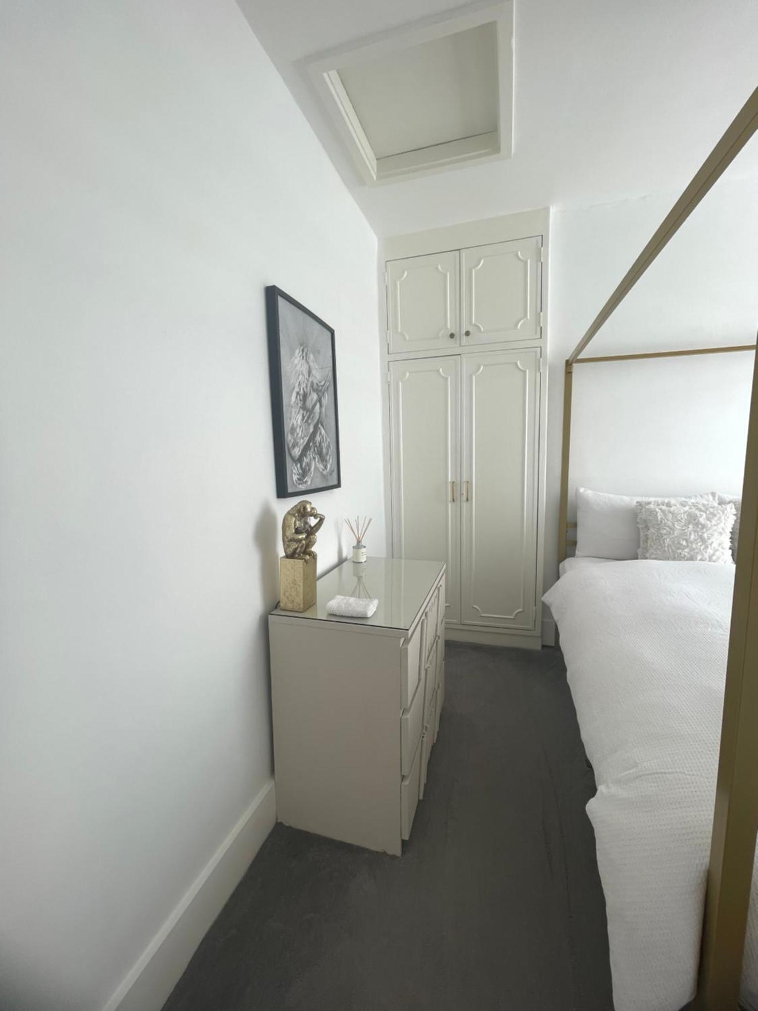 Queen Bedroom In Maida Vale Londra Dış mekan fotoğraf